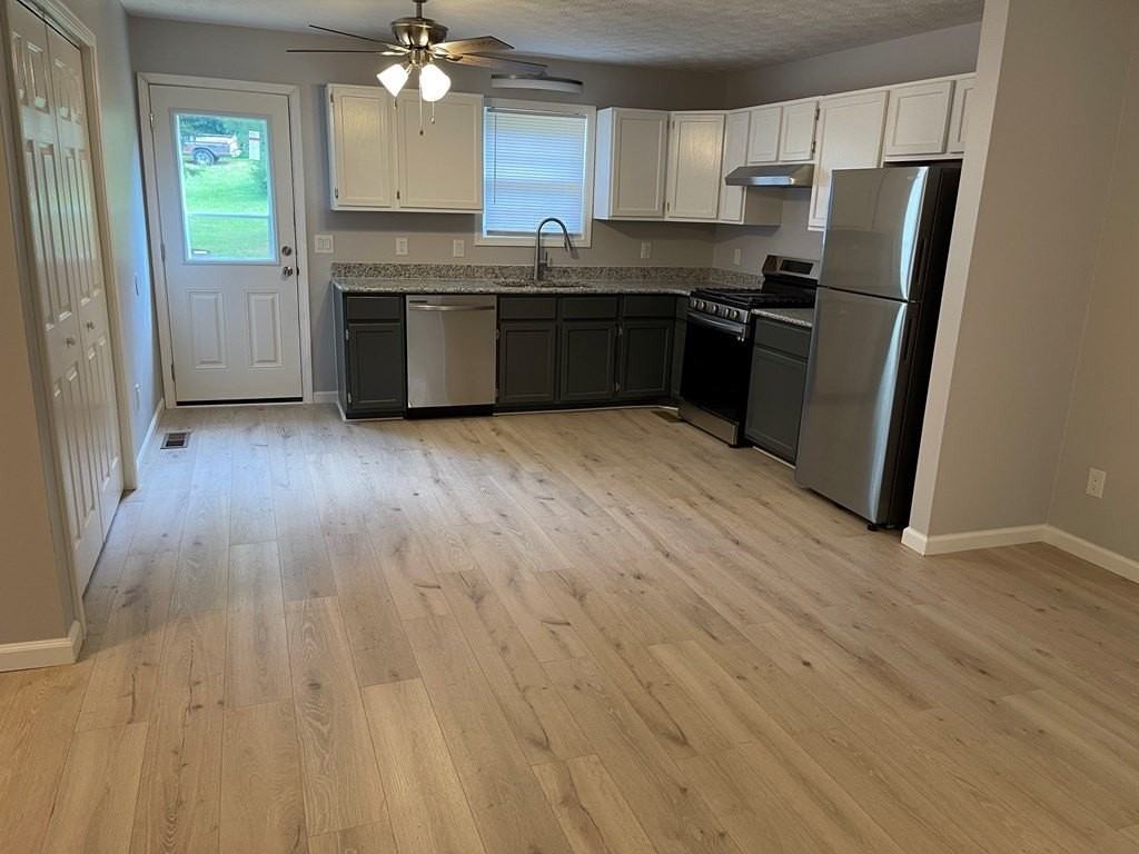 114 Judah Dr - Photo 6 of 15