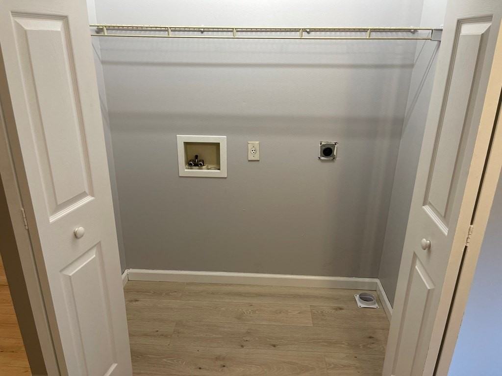 114 Judah Dr - Photo 7 of 15