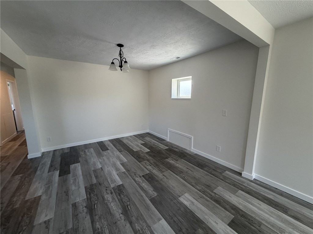 775 Freeport Rd - Photo 7 of 19