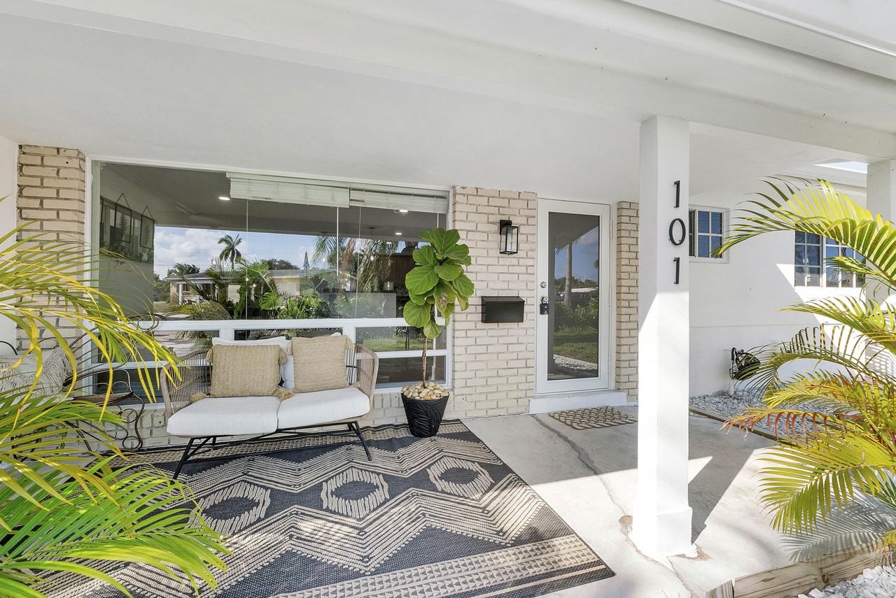 101 Se 13th St - Photo 3 of 18