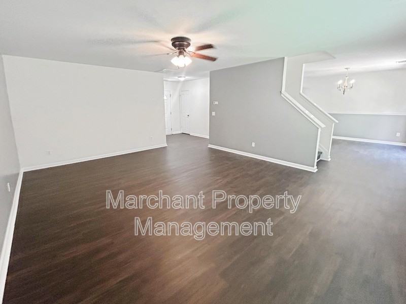 510 Riello Dr - Photo 4 of 15