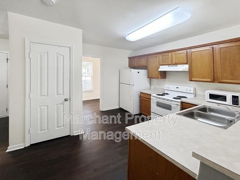 510 Riello Dr - Photo 6 of 15