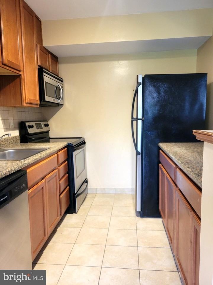 6300 Hil Mar Dr #4 - Photo 2 of 13