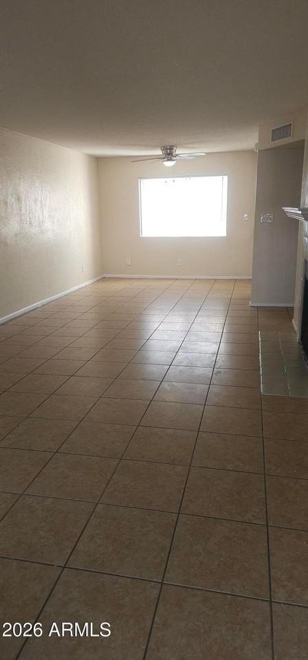 635 N Arrowhead Dr #1 - Photo 4 of 6