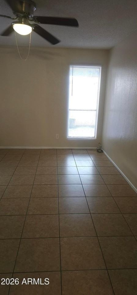 635 N Arrowhead Dr #1 - Photo 5 of 6