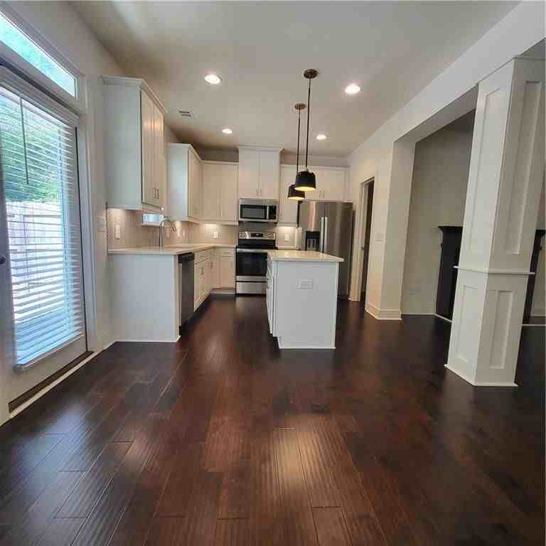 221 Auburn Valley Way - Photo 7 of 18