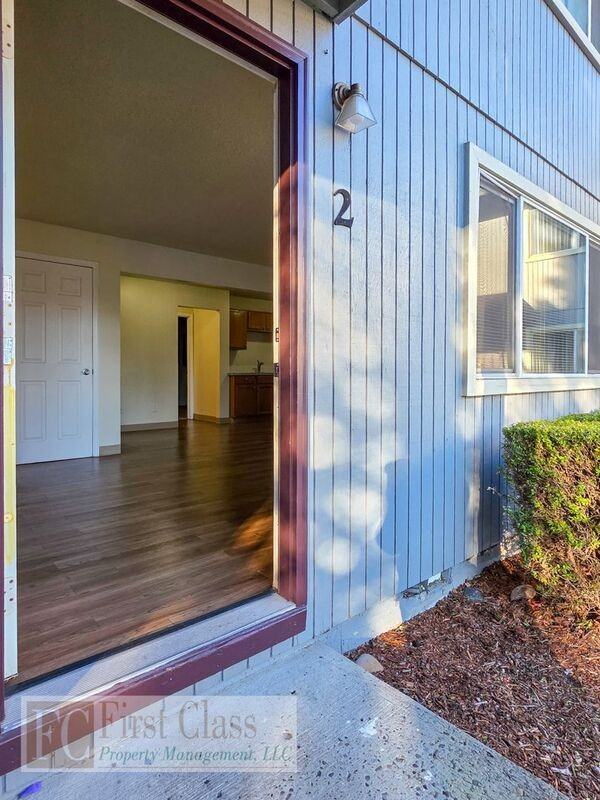 3309 Se 13th Ave #2 - Photo 2 of 16