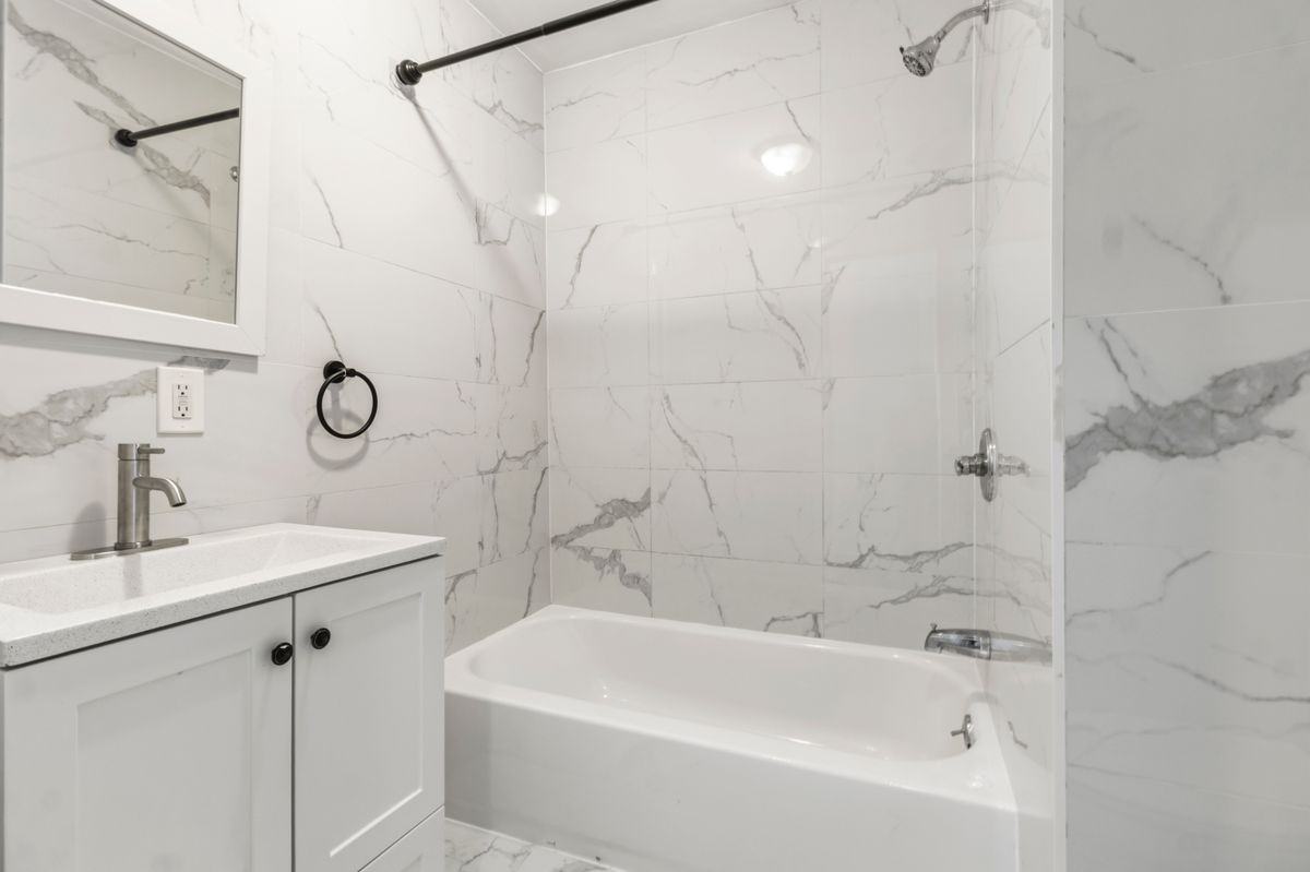 322 Rutherford Blvd ##2 - Photo 2 of 5