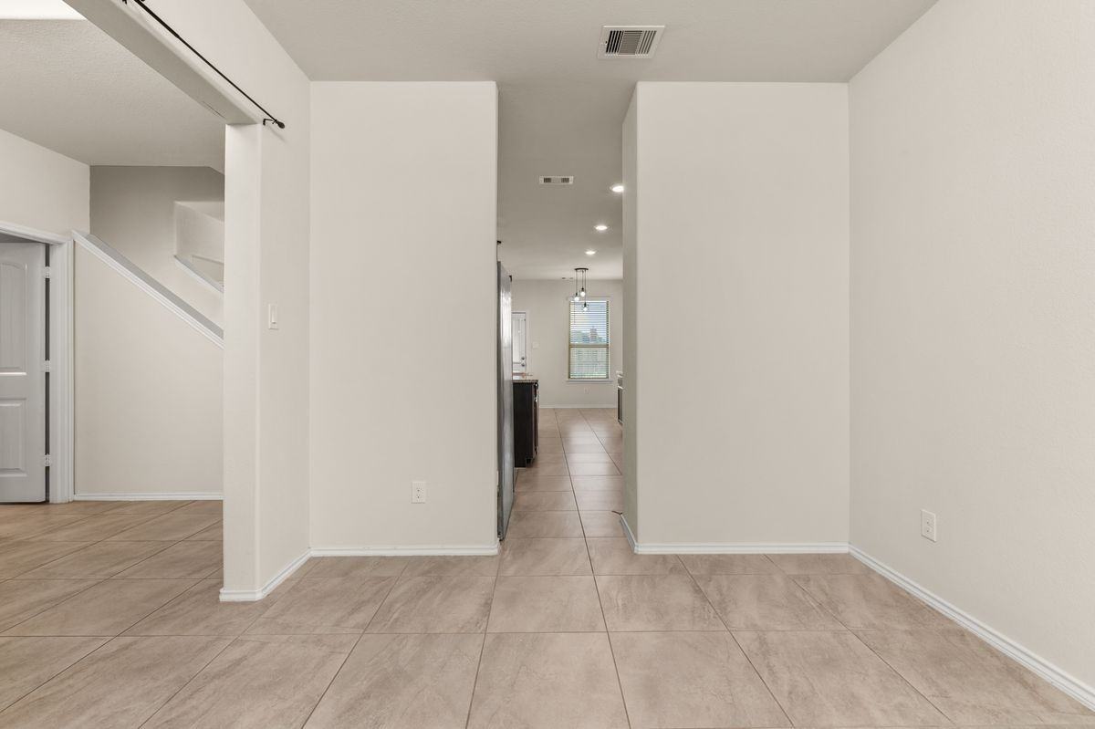 3715 White Gardenia Ln - Photo 5 of 29