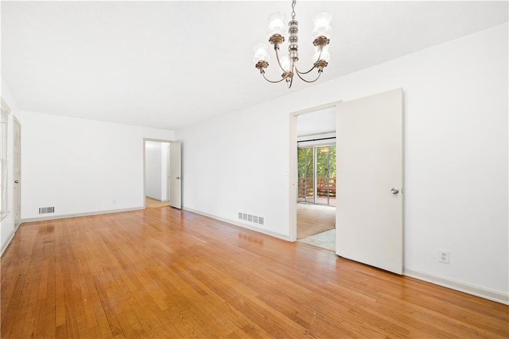 4531 S Roberts Dr - Photo 7 of 26