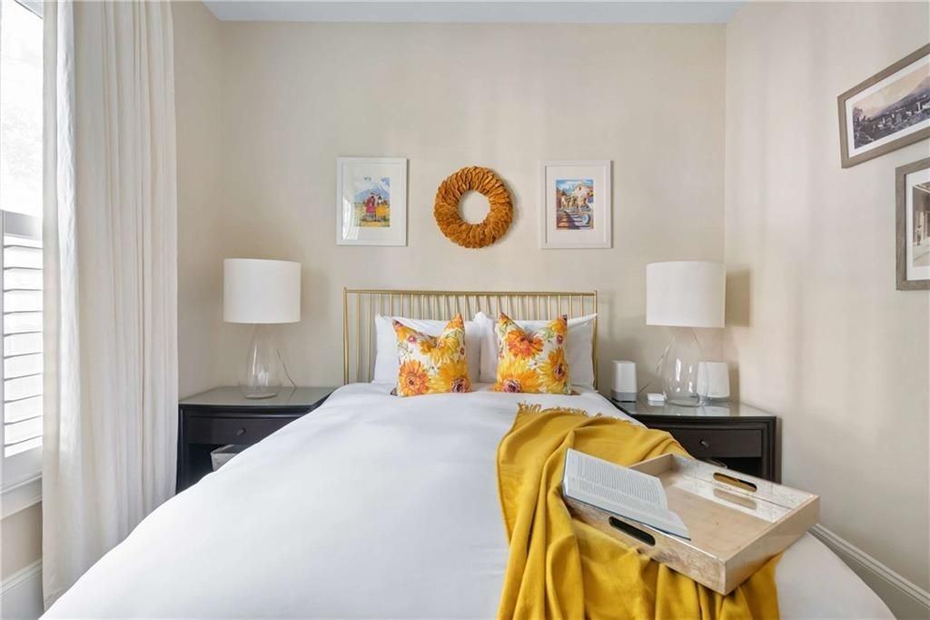 Carlisle Way Ne - Photo 3 of 50