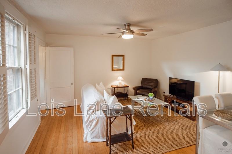 117 Church St - Photo 3 of 23