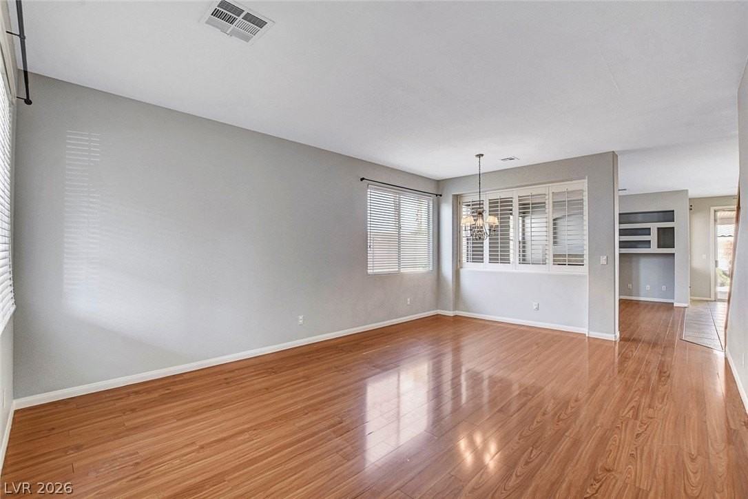 222 Opera House St - Photo 2 of 27