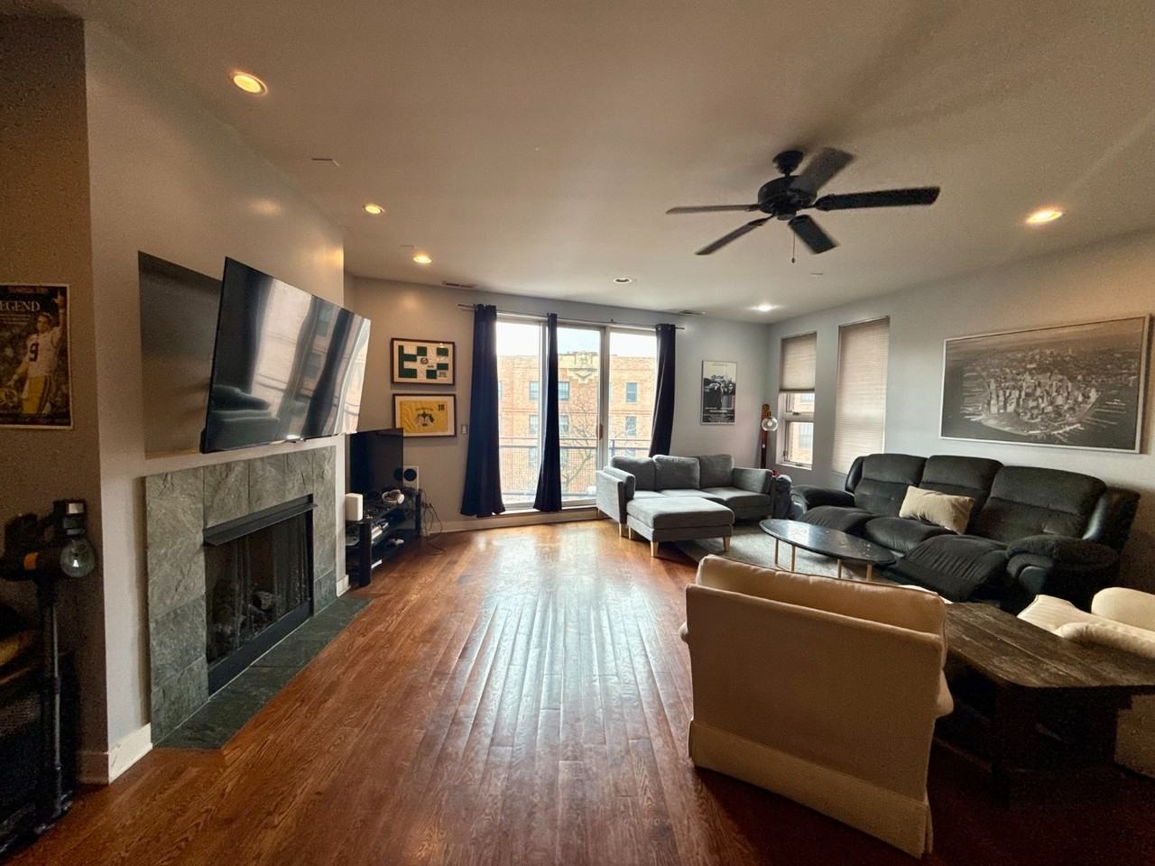 1353 N Sedgwick St #4 - Photo 6 of 25