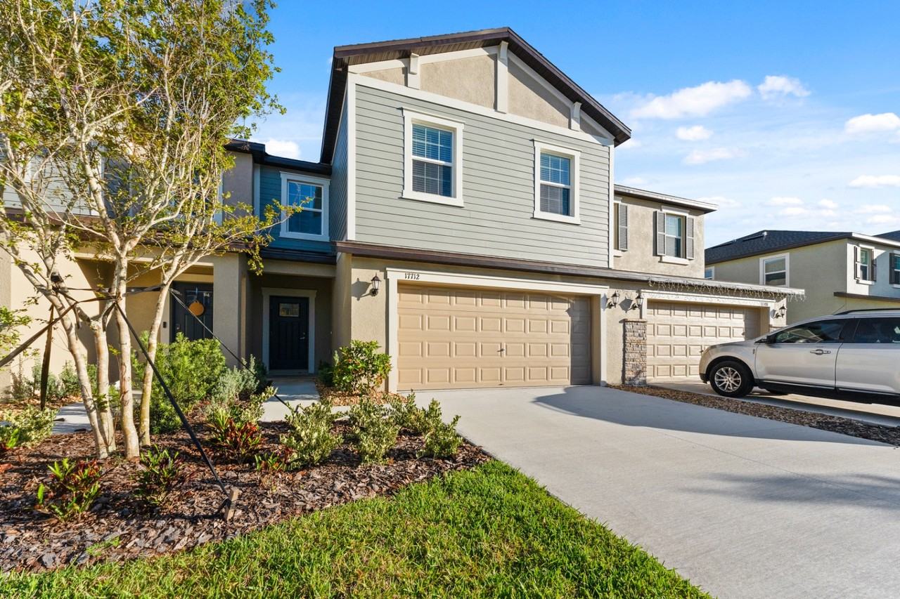 17712 Nectar Flume Dr - Photo 3 of 47