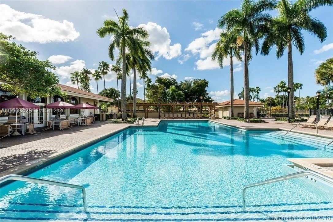 17751 Nw 63rd Ct - Photo 3 of 5