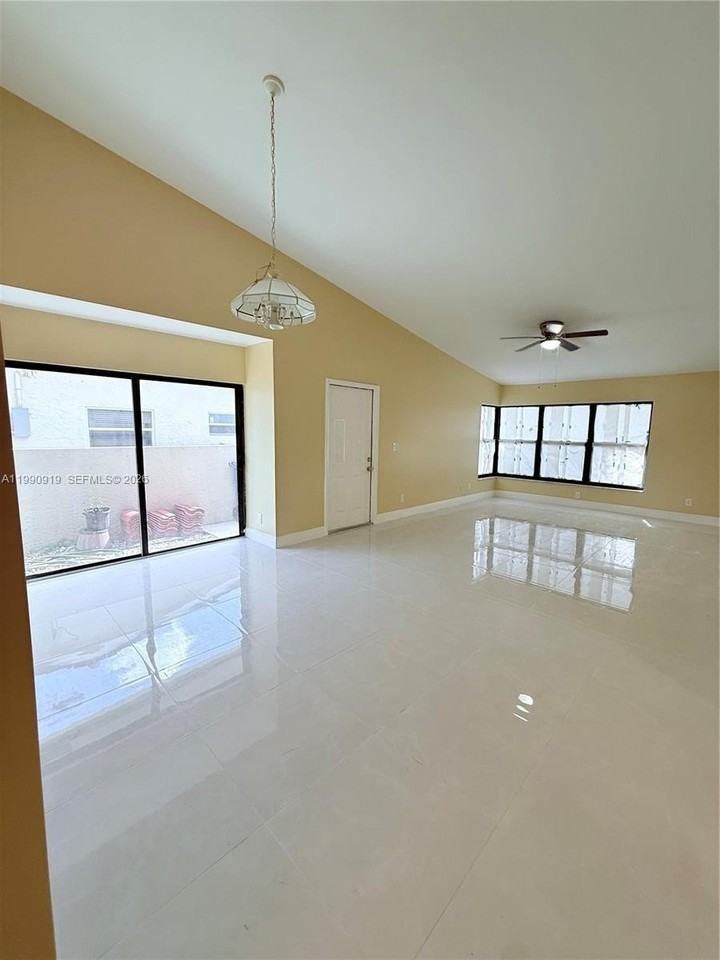 11061 Nw 39th St #1 - Photo 2 of 14