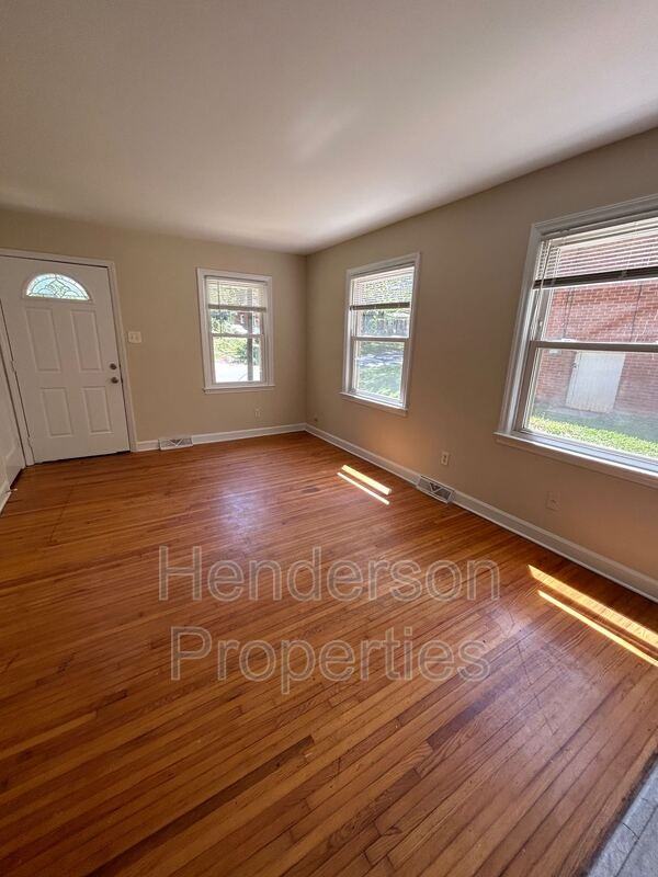 717 Crater St #717CS - Photo 3 of 14