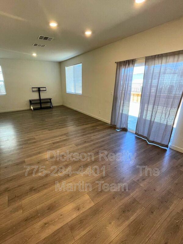 8839 Wolf Moon Dr - Photo 3 of 14