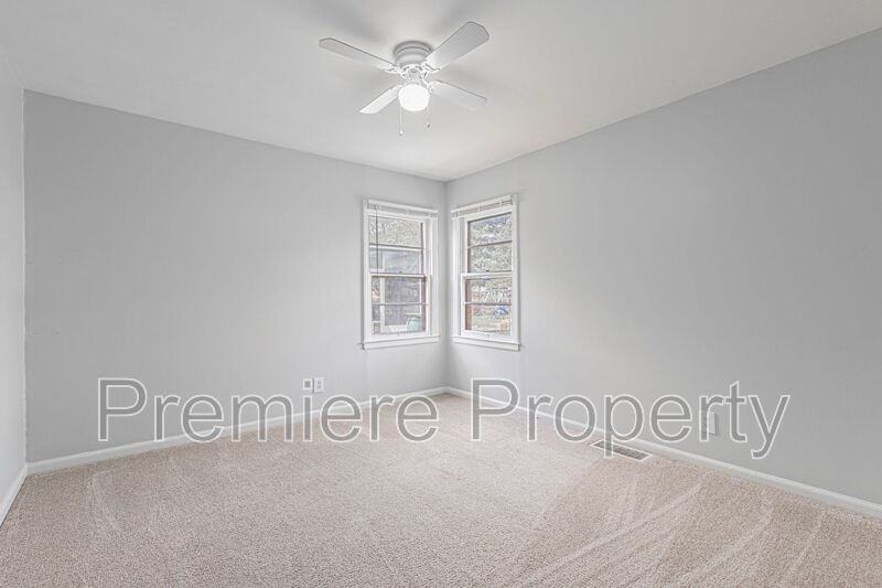 9724 E 34th St S - Photo 7 of 10