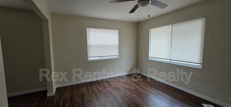 4722 12th Ave S - Photo 3 of 13