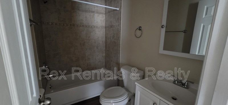 4722 12th Ave S - Photo 6 of 13