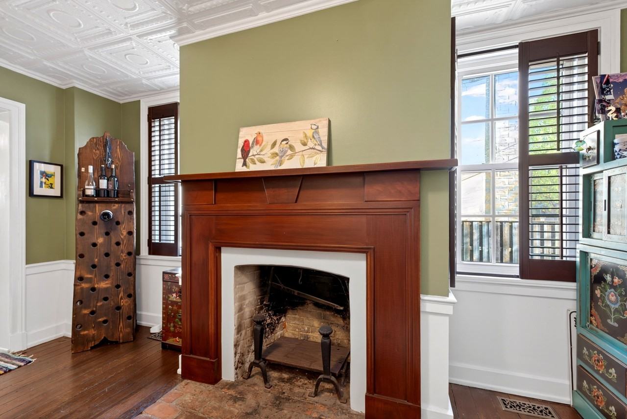 117 Clay St #117 - Photo 5 of 50