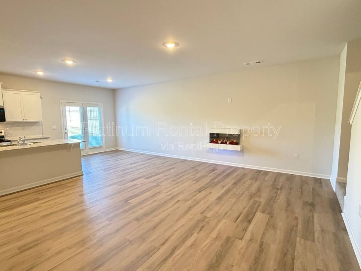 46 Rustin Rdg - Photo 2 of 10