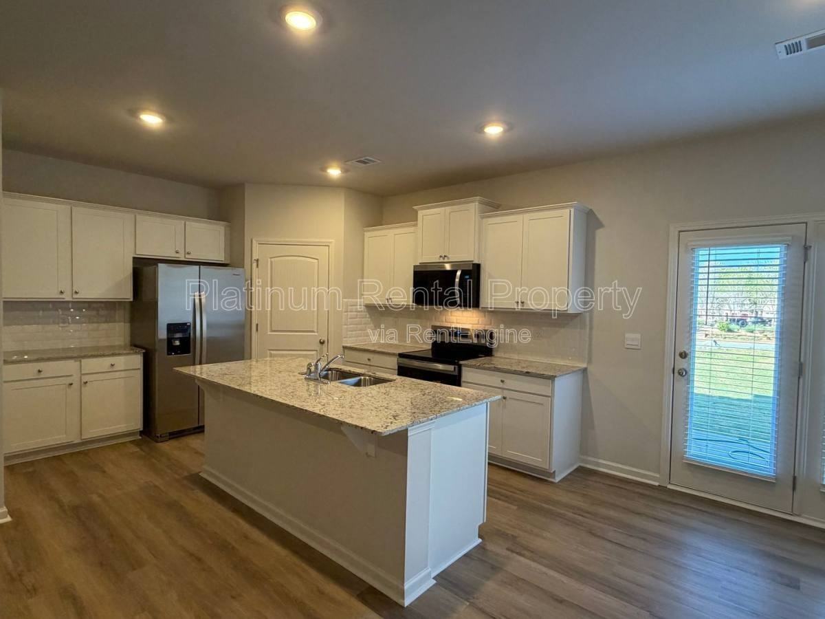 46 Rustin Rdg - Photo 4 of 10