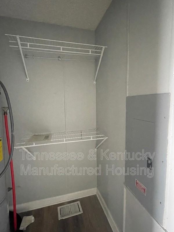 207 Cumberland Ln - Photo 3 of 11