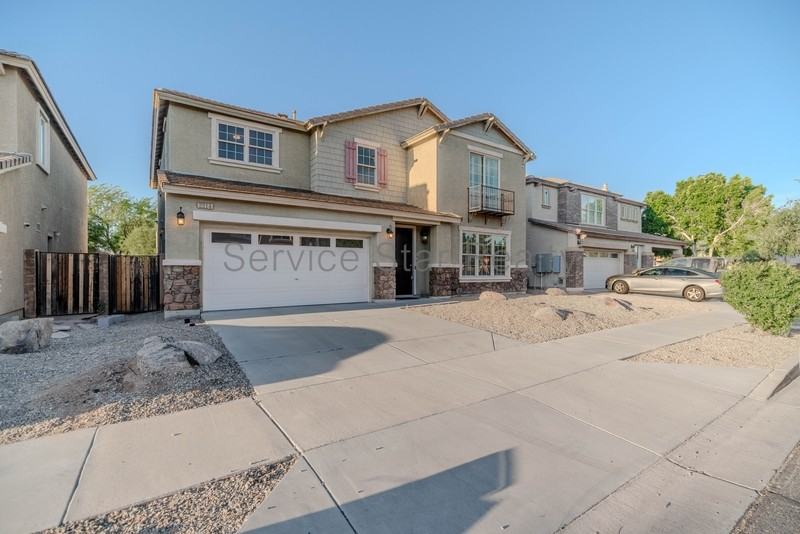 2214 E Chanute Pass - Photo 2 of 31