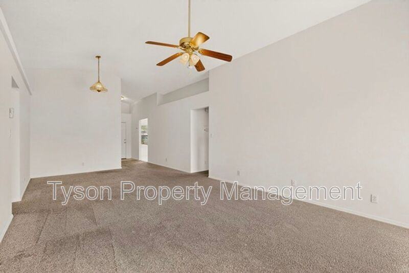 908 Bursum Ln Se - Photo 6 of 36