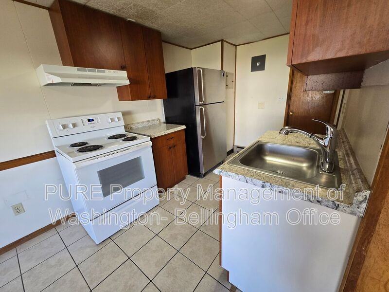 7394 Birch Bay Dr #12 - Photo 3 of 10