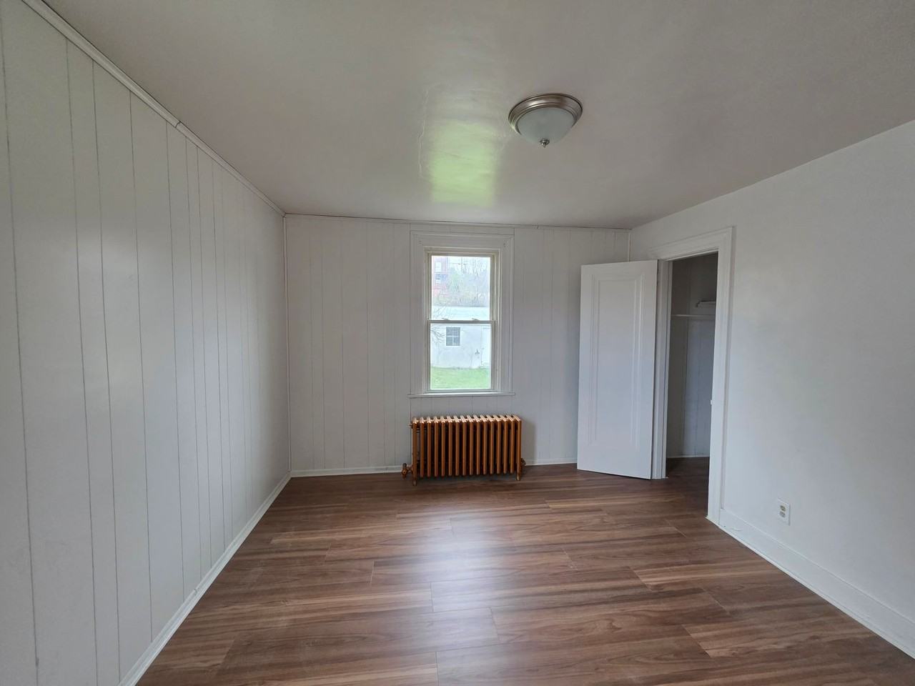 703 703 1/2 Waddell Ave - Photo 7 of 11