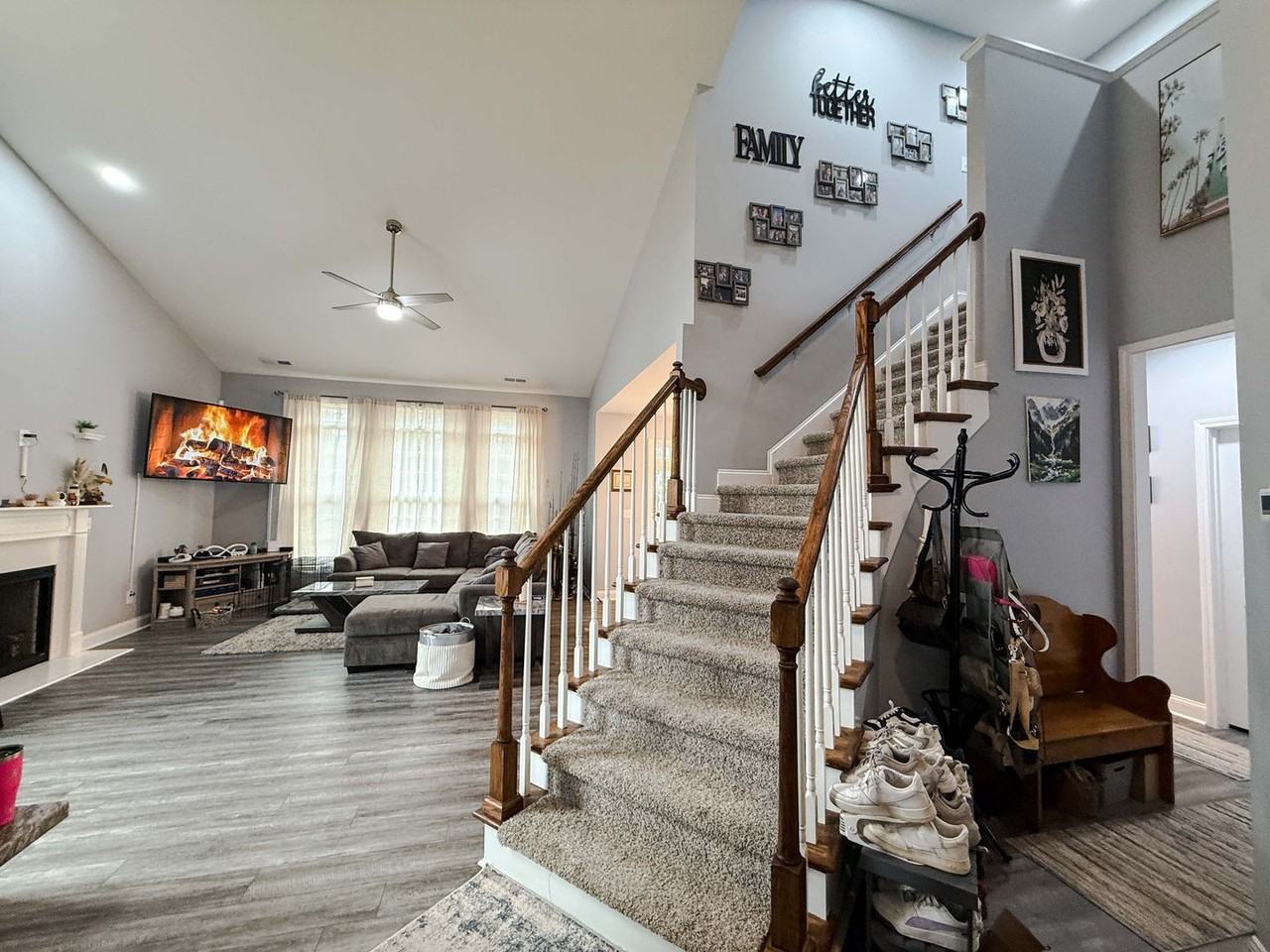 7019 Laurinburg Rd - Photo 2 of 21