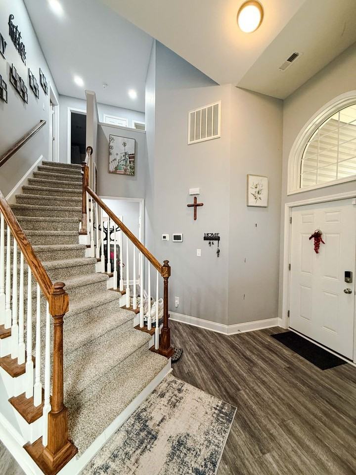 7019 Laurinburg Rd - Photo 3 of 21