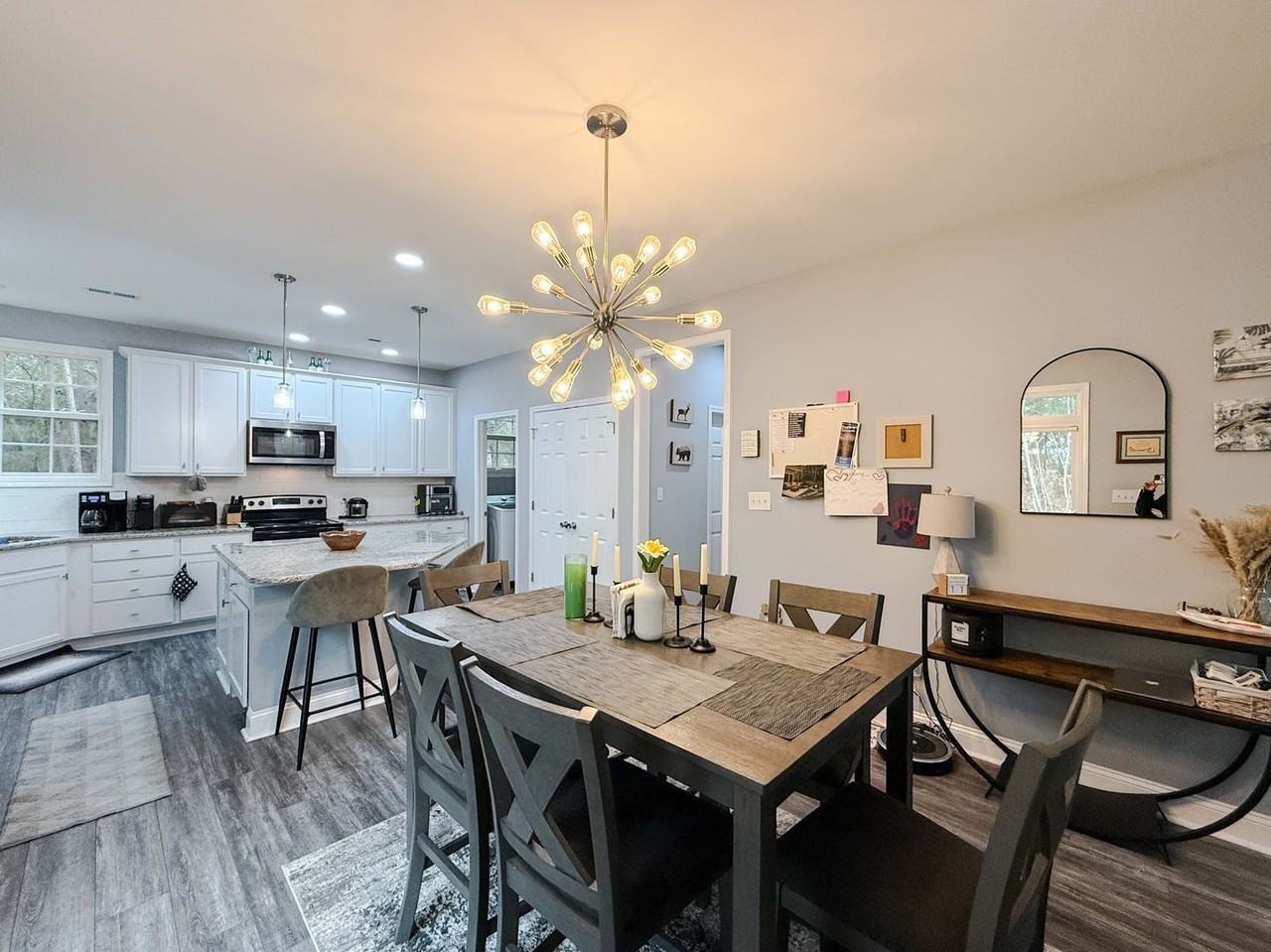 7019 Laurinburg Rd - Photo 7 of 21