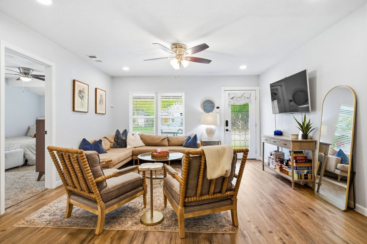 2712 Frazier Ave - Photo 7 of 25