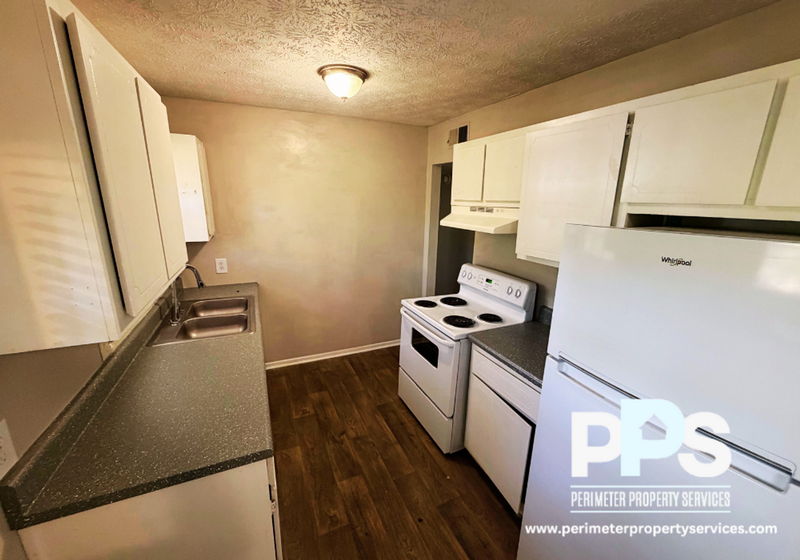 1730 Sams St Se - Photo 2 of 9