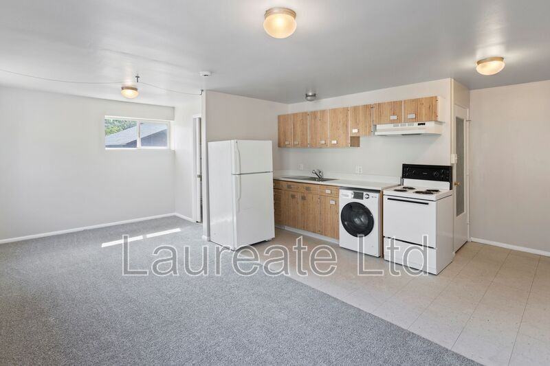 1432 Gaylord St #7 - Photo 2 of 8