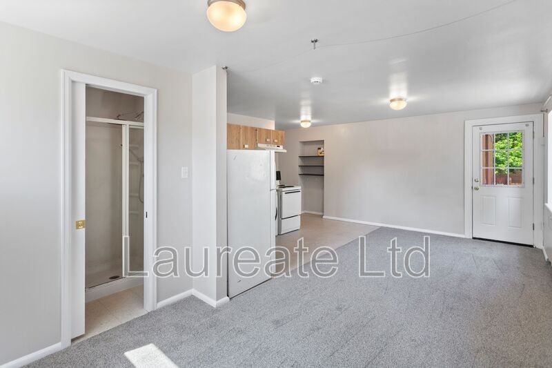 1432 Gaylord St #7 - Photo 5 of 8