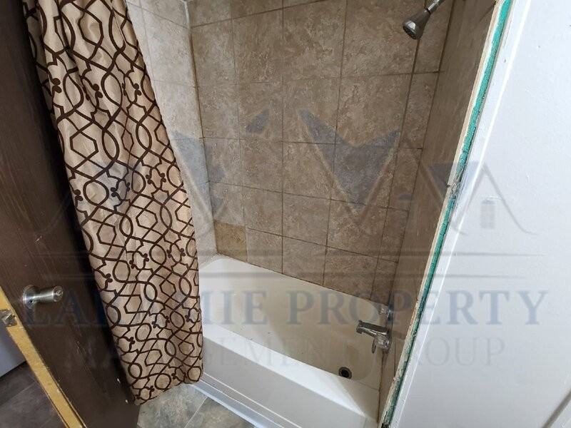 105 Jackalope Ct #B - Photo 3 of 20