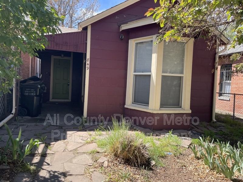 849 Lipan St - Photo 2 of 15