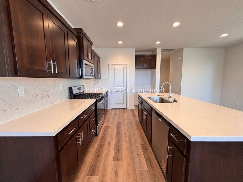 1150 Little Ln - Photo 4 of 38