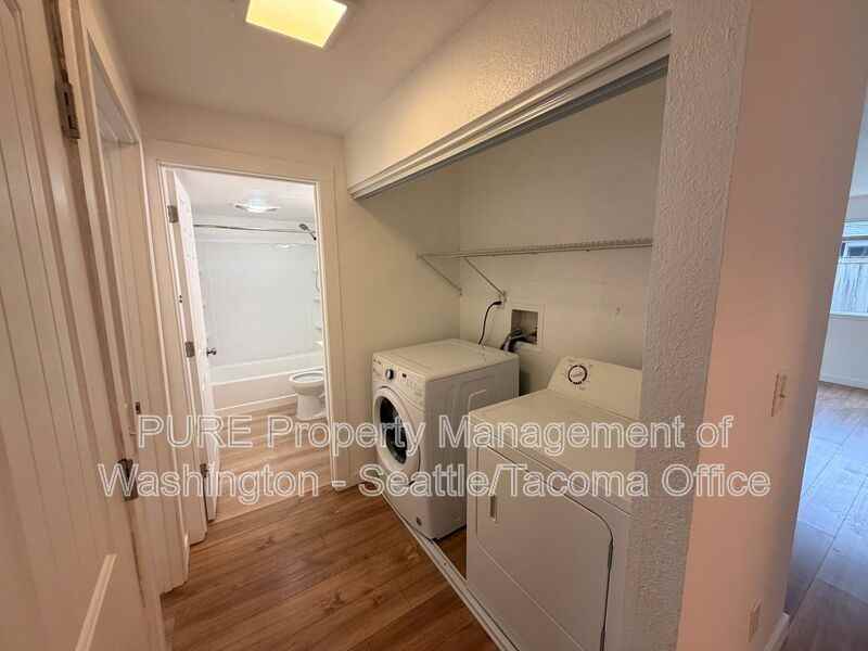 1706 E 56th St #2 - Photo 7 of 10