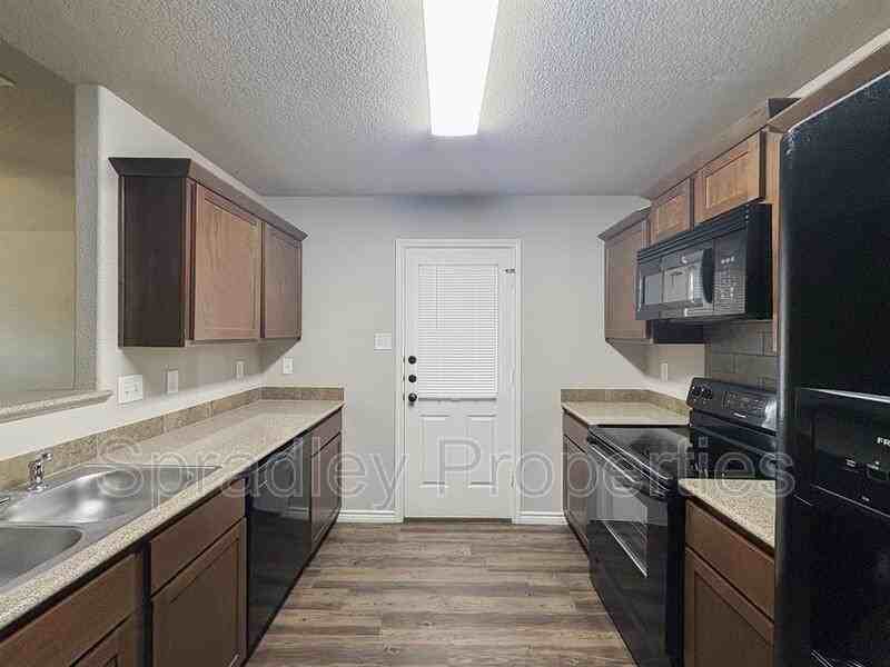 614A Paseo Del Plata - Photo 4 of 13