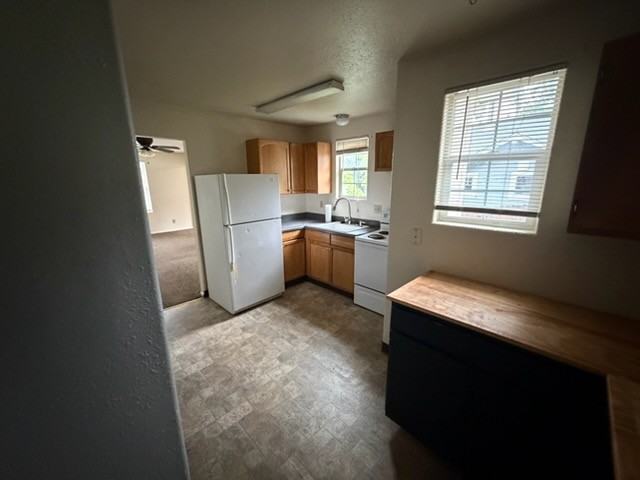 5945 Shasta Ave - Photo 3 of 12