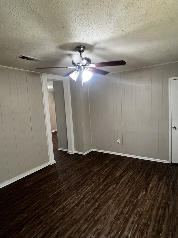 6617 Whippoorwill Ln - Photo 4 of 17