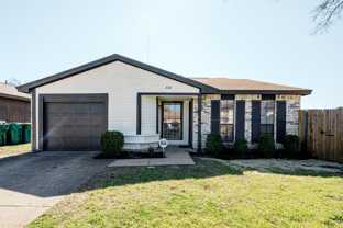 403 Jones St - Photo 1 of 1