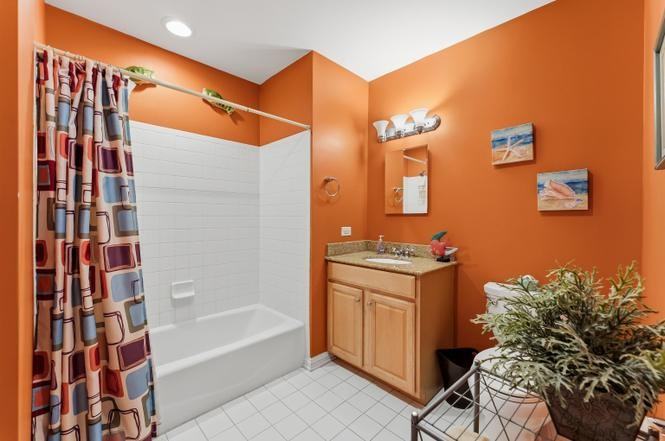 101 W Spruce Ave - Photo 7 of 12